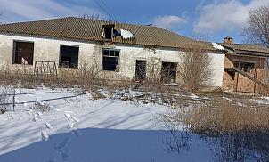 Продажа, Здание колбасного цеха п.Красногорняцкий, ул.Чапаева 47.
